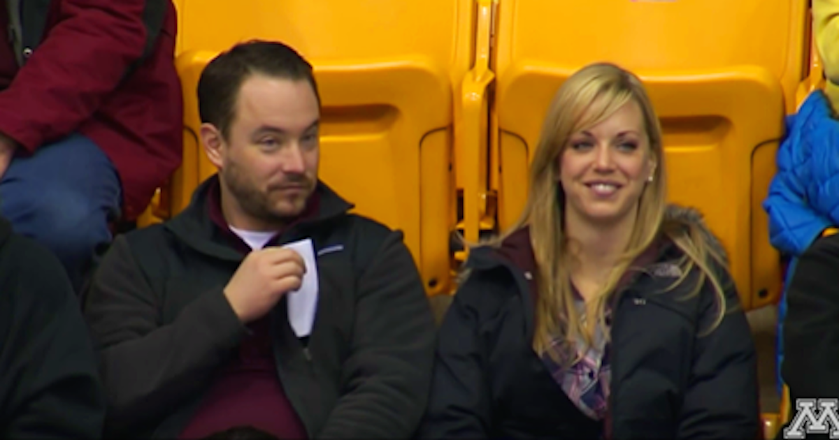 Kiss Cam Zooms In On This Couple. But He Pulls Out A Note That Makes ...