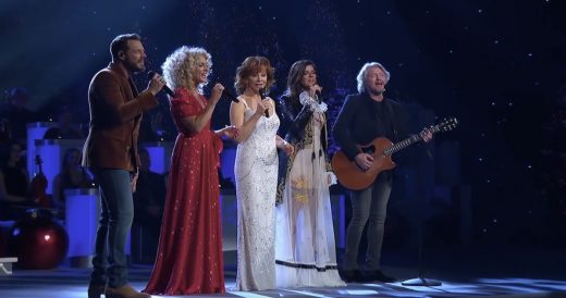 Reba McEntire And Little Big Town Give Everyone Goosebumps With Classic Christma...