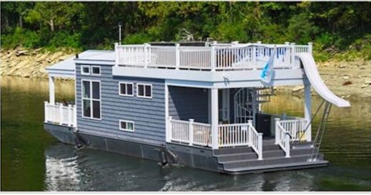 Tiny Houseboat Is Still One Of The Coolest Living Spaces