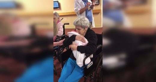 Grandma With Alzheimer’s Holds Baby And Instantly Makes Everyone Weep