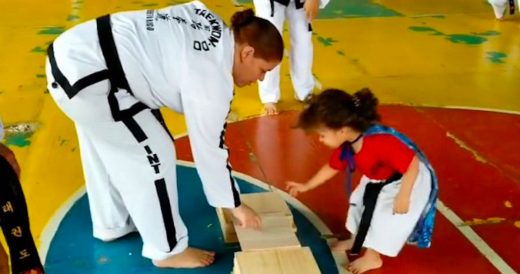 3-Year-Old Tries To Break Board In Taekwondo Class