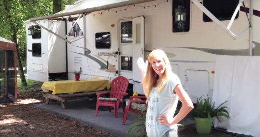 Mom Opens Door To Show 300 Square Foot RV Where Her Family Of 6 Lives