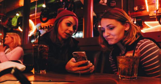 People Reveal Their Most Awkward Phone Notification Moments