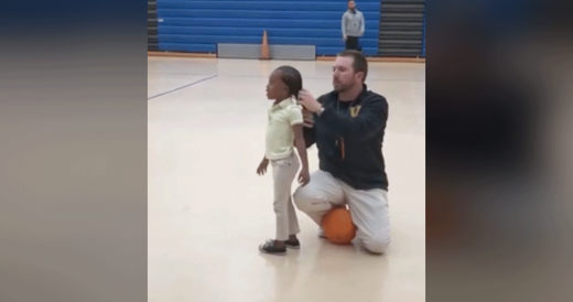 Mom Applauds Gym Teacher After He Helps Little Girl Put Her Hair In A Ponytail