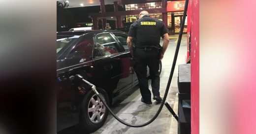 Police Officer Helps A Woman With A Disability Put Gas In Her Vehicle