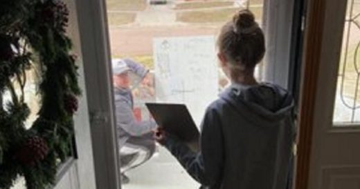 Teacher Shows Up At Student’s Door When She Was Struggling With Homework