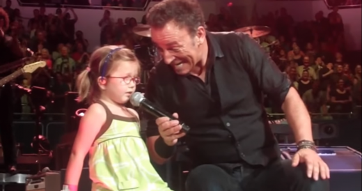 Bruce Springsteen Declares Little Girl As “Youngest Member Of The E Street Ban...