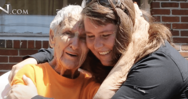 Strangers Save A 90-Year-Old $2,500 Per Day By Cleaning Out Her Yard