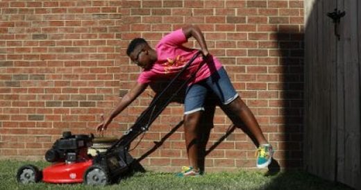 Kind Boy Cuts Lawns For Those In Need And Feeds Homeless With The Tips