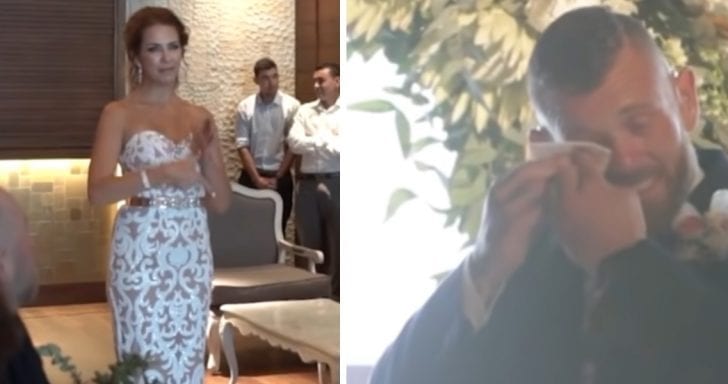 Bride Stops In Aisle And Signs Wedding Song To Her Groom