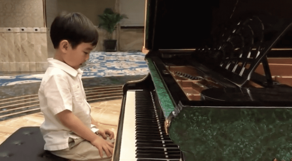 5 year old piano prodigy